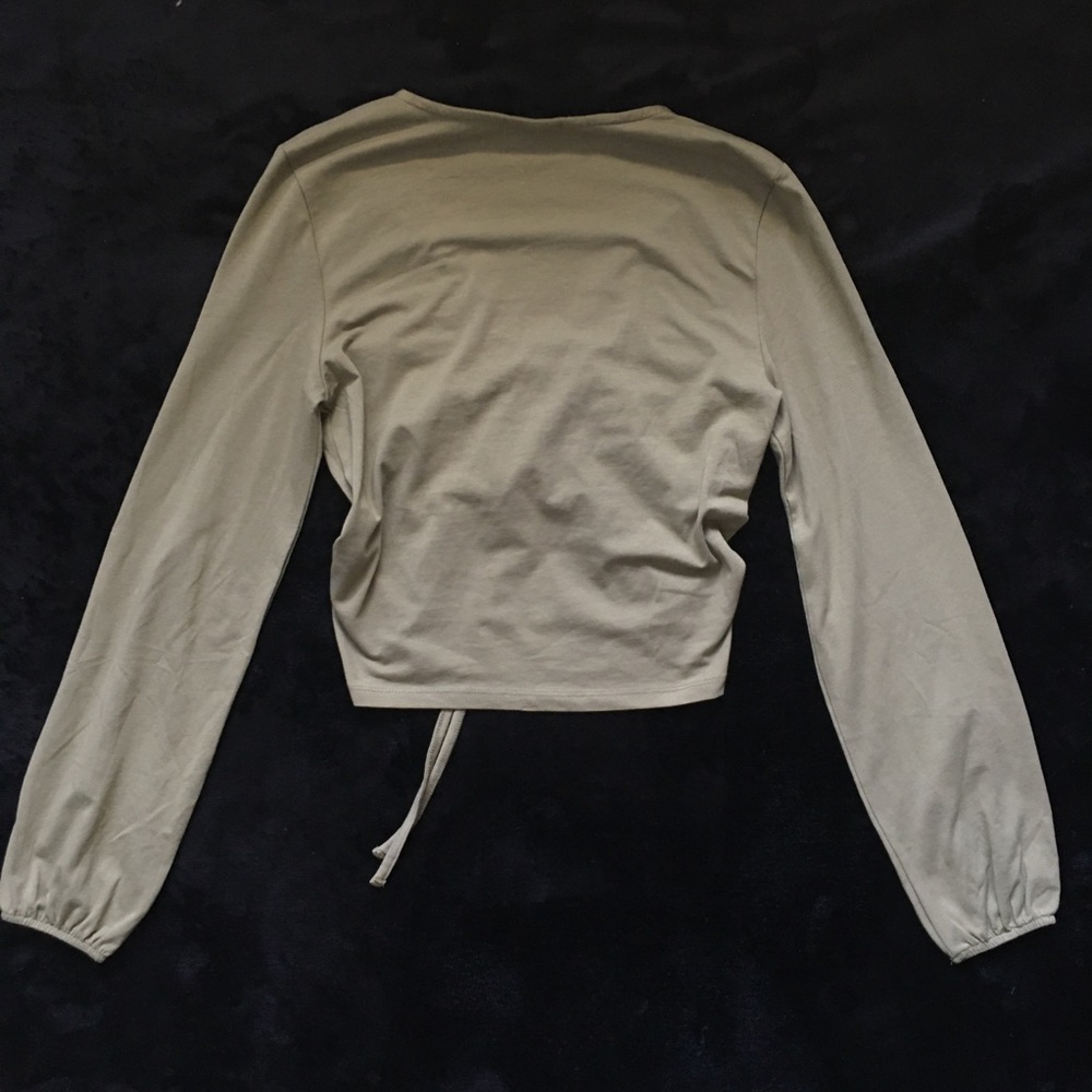 Noisy May Olive Green Ruched Long Sleeve - Picture 2 of 7